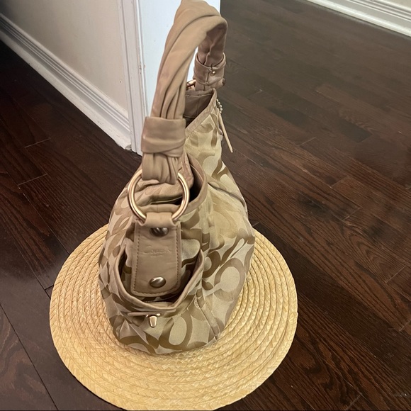 Coach Signature Canvas Leather handle Bag - Picture 6 of 13